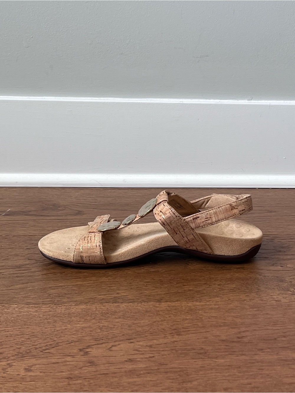 Vionic Farra Orthotic Adjustable Strap Slingback Comfort Sandals Size 8 Tan Gold - Picture 5 of 11